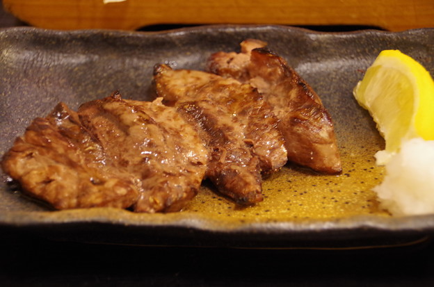 マグロのほほ肉ステーキ