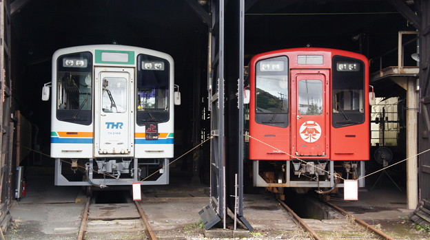 Photos: 天竜浜名湖鉄道 TH2108とTH2106