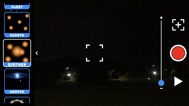 UFO撮影のニセ動画が作れるアプリ「UFO Video Camera」 - 2：表示するUFOを選択