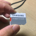 Samsung製microSDXCカード「EVO Plus（64GB）」 - 12：SDカードアダプターに挿入
