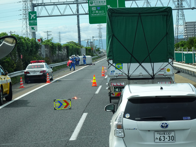 東名高速 小牧JCT～小牧インター間で起きていたワゴン車の横転事故（2020年9月） - 2