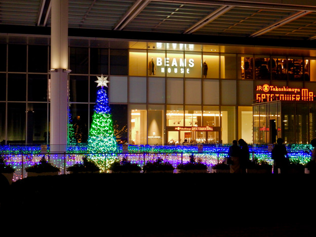 ゲートタワー前のクリスマスツリー 2020 No - 9