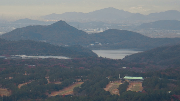 弥勒山山頂から見た景色 - 4：尾張富士と入鹿池