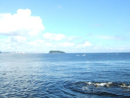 横須賀馬堀海岸から猿島