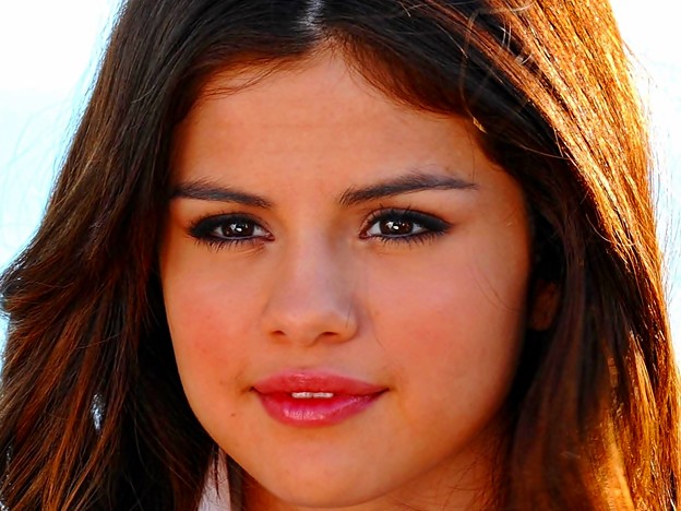 Beautiful Selena Gomez(9005960)