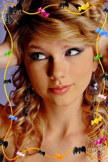 Beautiful Blue Eyes of Taylor Swift(11093)