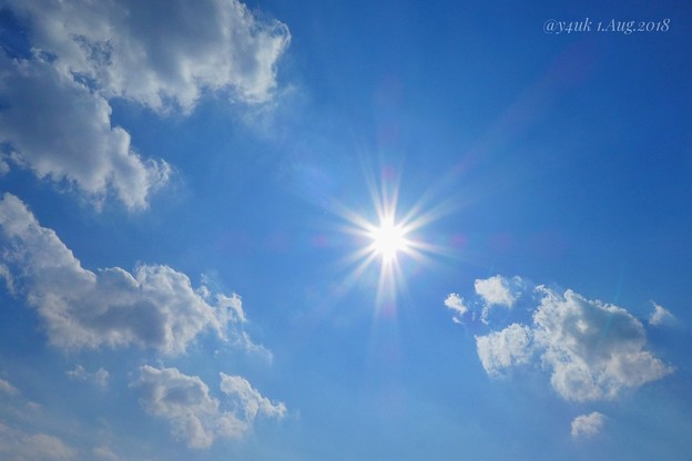 葉月ちゃんAug 1, start. Blue sky sunshine cloud all the summer beautiful sky～青空太陽雲、夏空