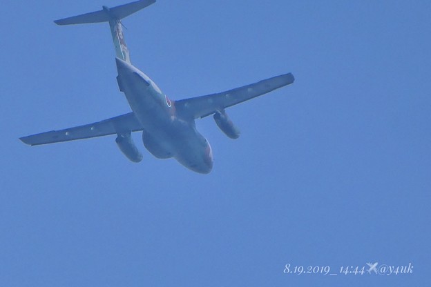 Photos: 8.19_14:44Blue summer sky Big flying “C-1”～夏空をenjoyしてる大きな動物の様で～ゆったり飛んで行った～ブーンって久しぶりに飛行機(1500mm:TZ85)