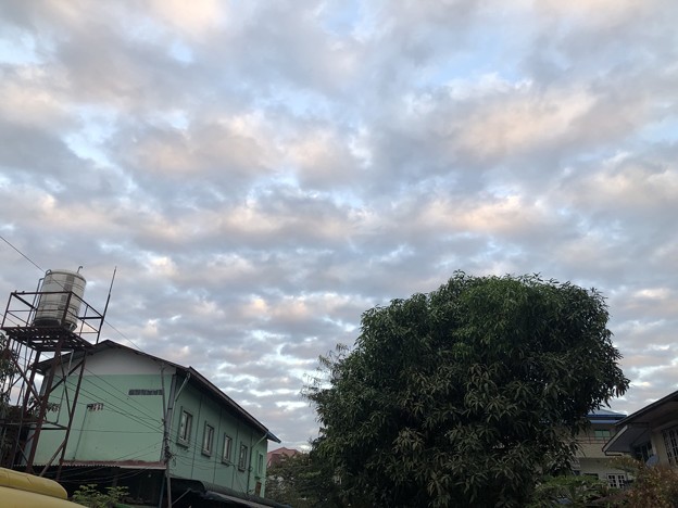 曇り空のヤンゴン　12月26日 (2)