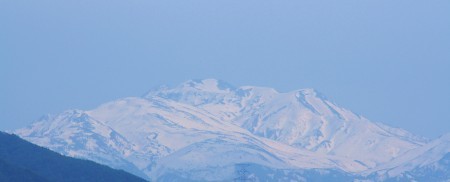 残雪の白山(2)