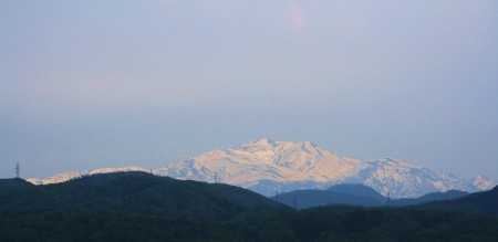 残雪の白山(1)