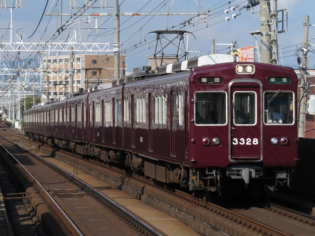 阪急京都線3300系　3328F