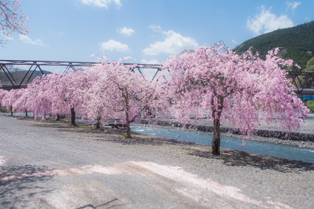 やんばい広場