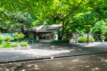 井の頭自然文化園 水生物園 弁天門入口