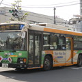 Photos: 祝日の昼下がりを走る都バス