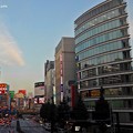 Photos: 新宿、夜の帳へ