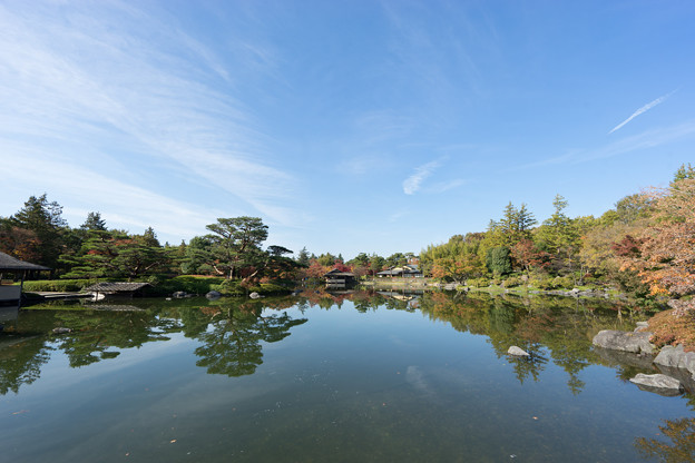 昭和記念公園【日本庭園：池と紅葉】1
