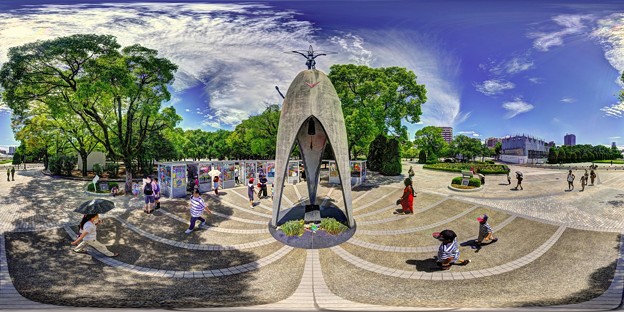 「原爆の子の像」　広島平和記念公園　360度パノラマ写真