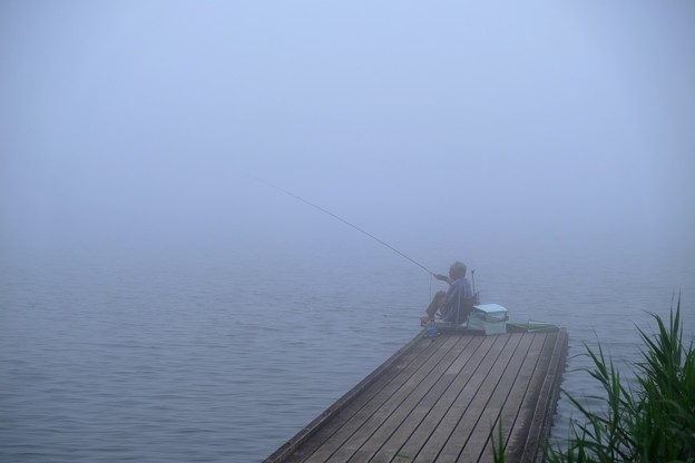 釣り人　田貫湖畔