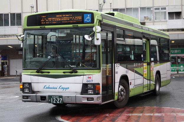 国際興業バス　6617号車