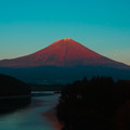 Photos: 晩秋の赤富士