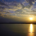 Photos: 琵琶湖の朝日