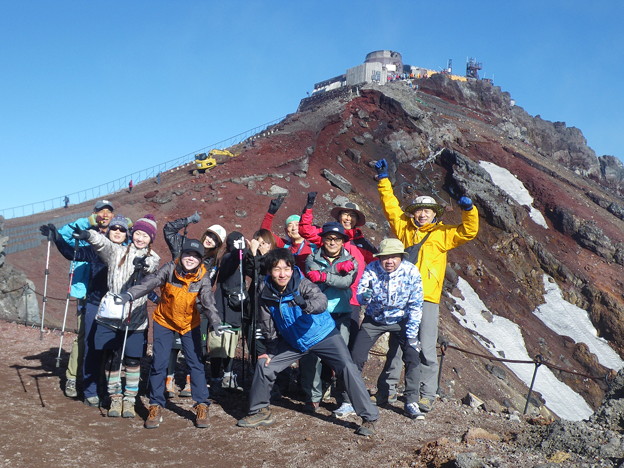 東北の高校生の富士登山2019応援登山　剣が峰をバッツクに！