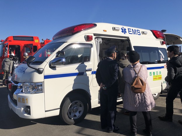西春日井二市一町合同出初式 救急車展示 IMG_2085