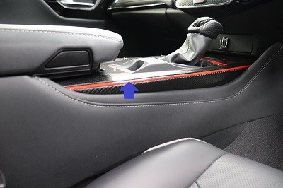 クラウン 赤シート ブラックカーボンシートで車内をカッコ良く Aqua日記