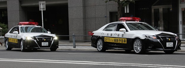 大阪府警 交通機動隊　パトロールカー