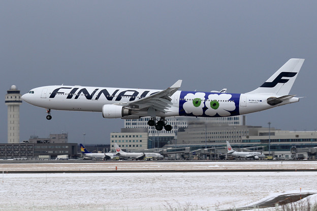 A330 新規就航したFinnairの初便 OH-LTO (1)