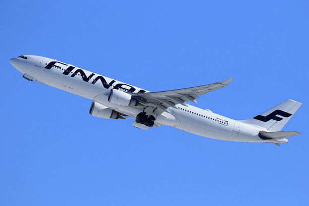 A330 Finnair OH-LTN takeoff