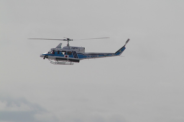 Bell 212 JA9561 たんちょう HKD 2005.03