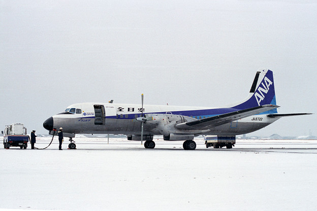YS-11A JA8722 全日空 ANA CTS 1990(1)