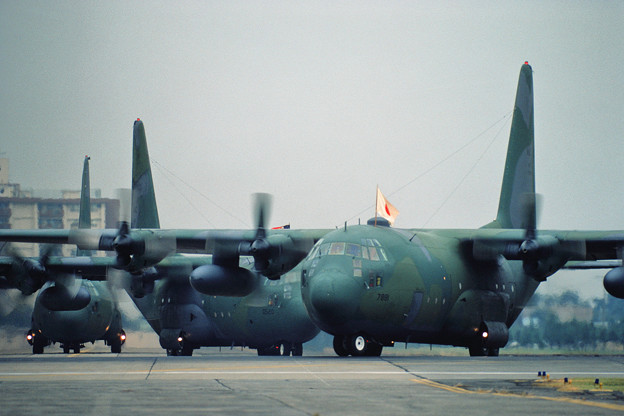 C-130E 63-7881 MAC 横田1984.10