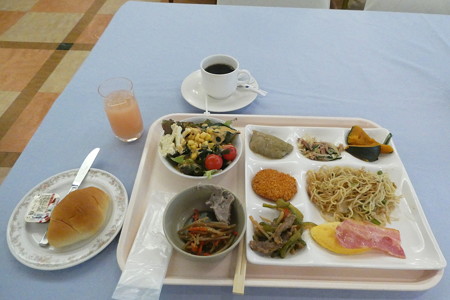 那覇・ホテルの朝食0401
