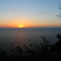 Photos: 若狭湾に昇る朝日（１）