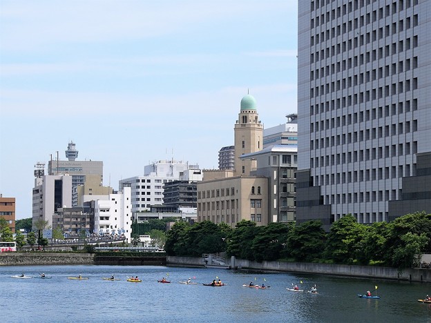 Photos: 横浜税関とカヤック