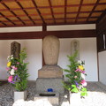 Photos: 崇禅寺（大阪市東淀川区）右、徳叟亨隣和尚墓