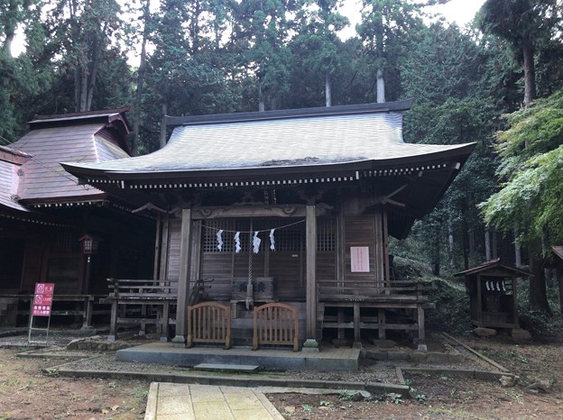 Photos: 戸倉三島神社（あきる野市）社殿