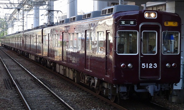 Photos: 阪急宝塚線5100系