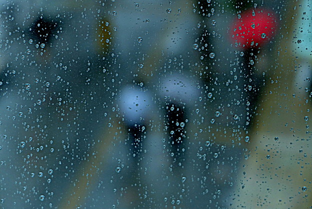 雨の街角