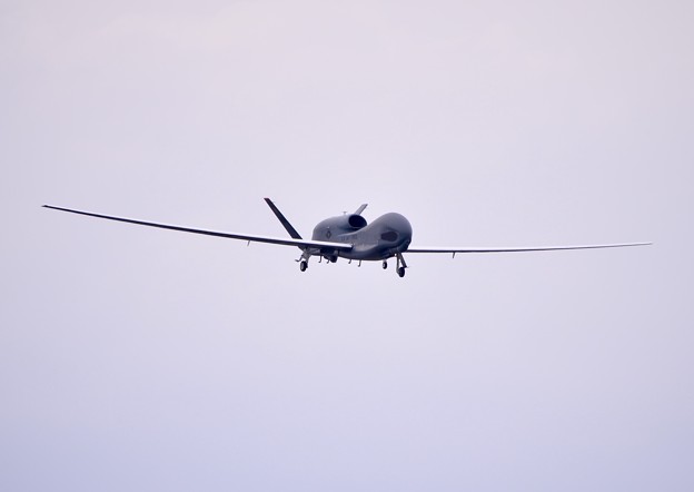 撮って出し。。横田基地暫定配備中の無人偵察機グローバルホーク飛来 6月24日