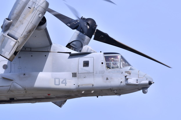 岩国の米海兵隊航空機による総合デモ飛行 オスプレイ 20180505