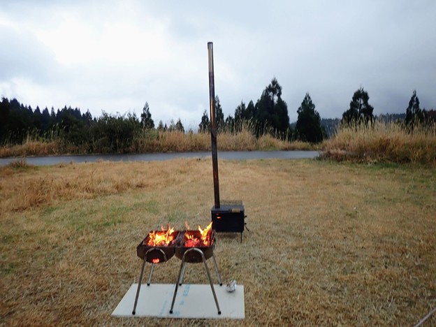 BBQグリルと薪ストーブ