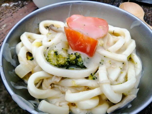 朝食はクリームシチューうどん