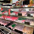 Photos: たつ屋サンクシティ榛原店でお肉を調達