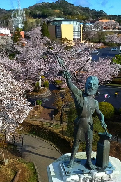 085 かみね公園のバルカン像 写真共有サイト フォト蔵