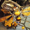 琥珀の蜂 Amber Hornet