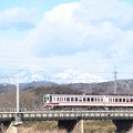 Photos: 冬の思川橋梁を行く東武6050型